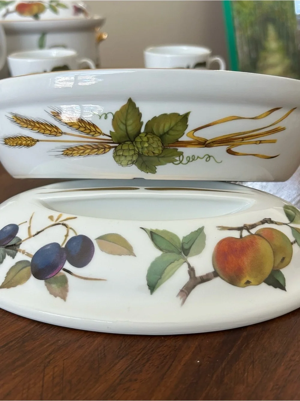 Royal Worcester beautiful vintage